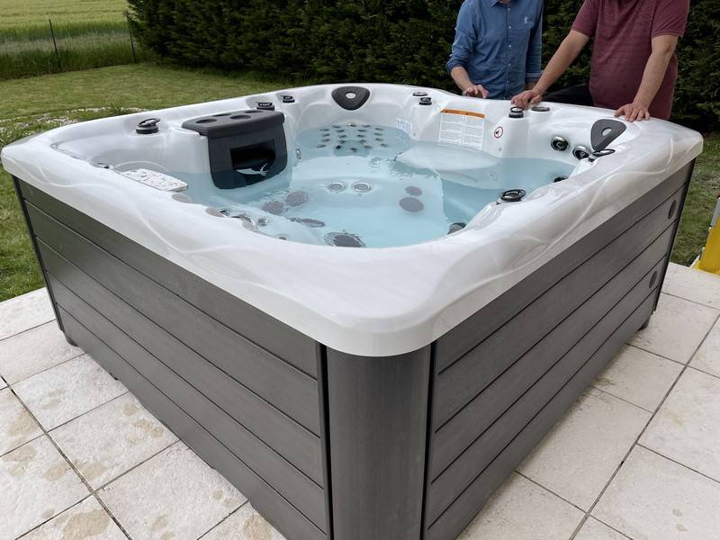 Pose de jacuzzi